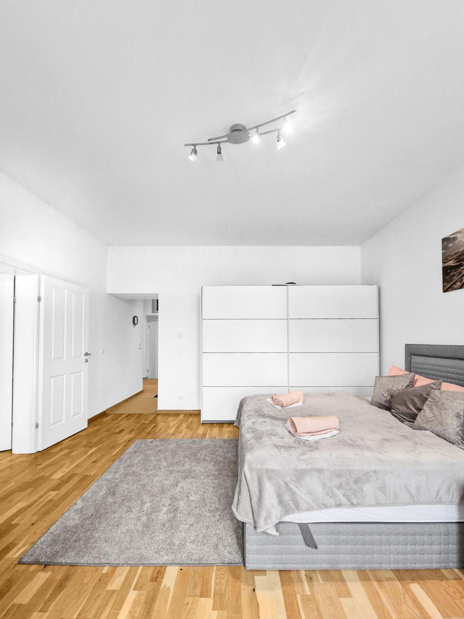 Central Vienna Charm Apartment ภายนอก รูปภาพ
